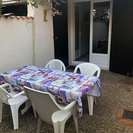 Maison Type Pavillon Sans Vis A Vis Au Cap D'agde Agde