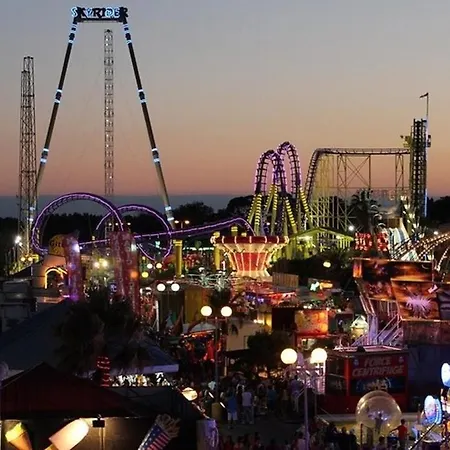 Maison Type Pavillon Sans Vis A Vis Au Cap D'agde *