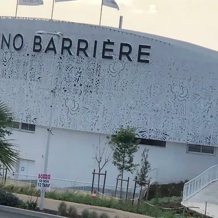 Maison Type Pavillon Sans Vis A Vis Au Cap D'agde * アグド