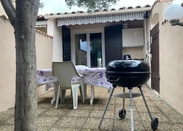 Maison Type Pavillon Sans Vis A Vis Au Cap D'agde Agde